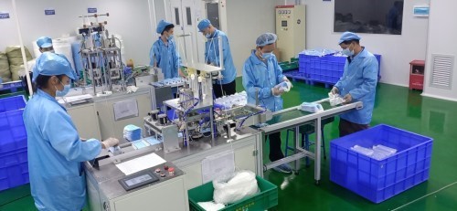 跨界戰(zhàn)“疫” 珠海三灶鎮(zhèn)企業(yè)依托生物科技技術(shù)日產(chǎn)百萬口罩，筑牢復(fù)工復(fù)產(chǎn)安全防線